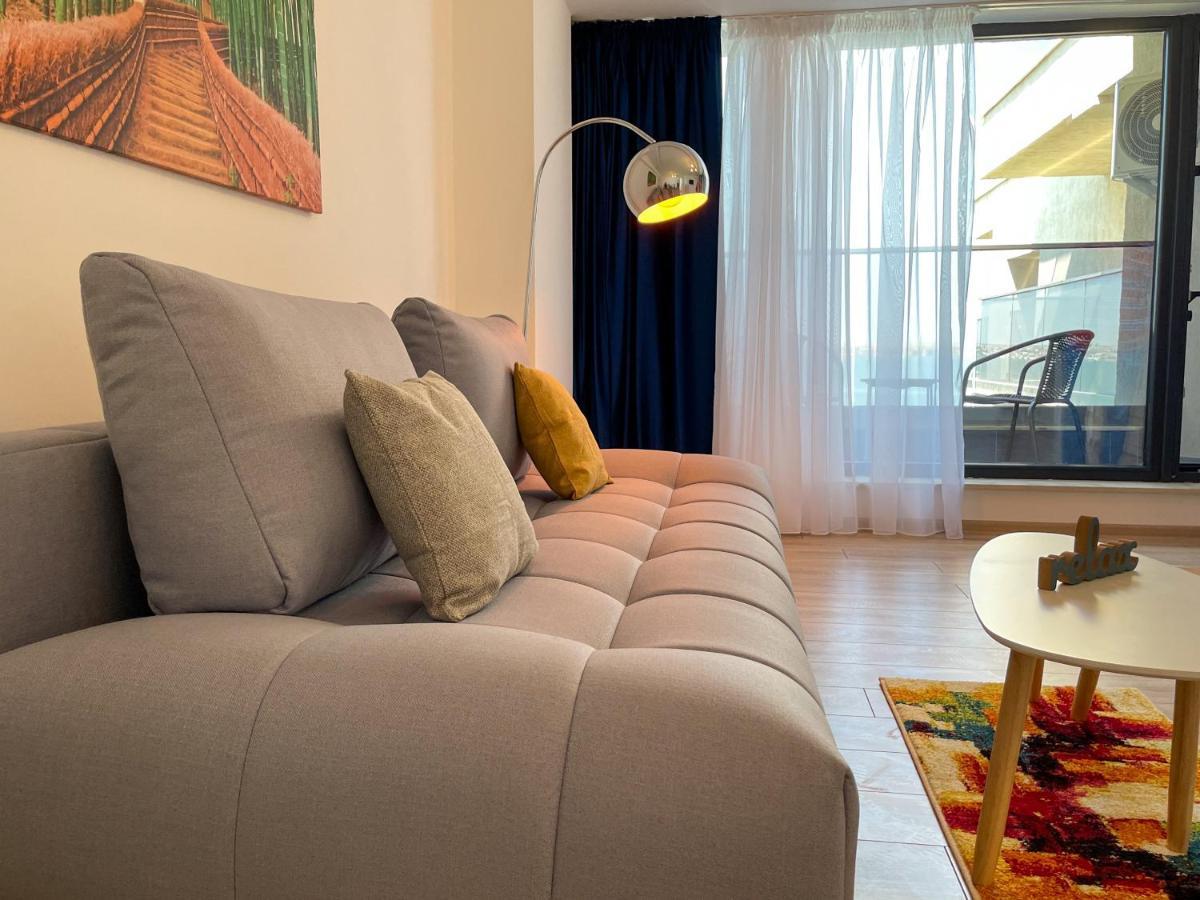 Azure Sea Apartments - Bychoice Mamaia Exteriör bild
