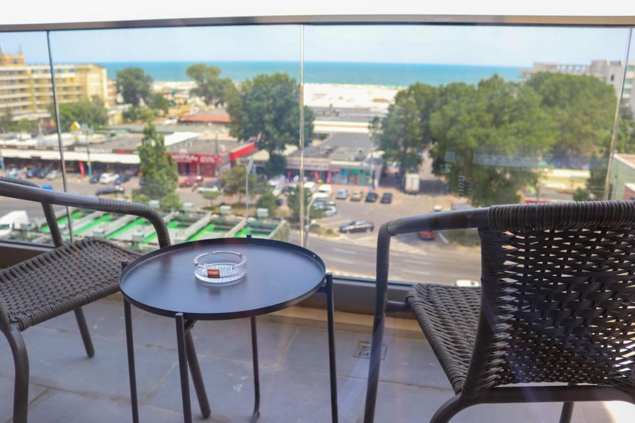 Azure Sea Apartments - Bychoice Mamaia Exteriör bild