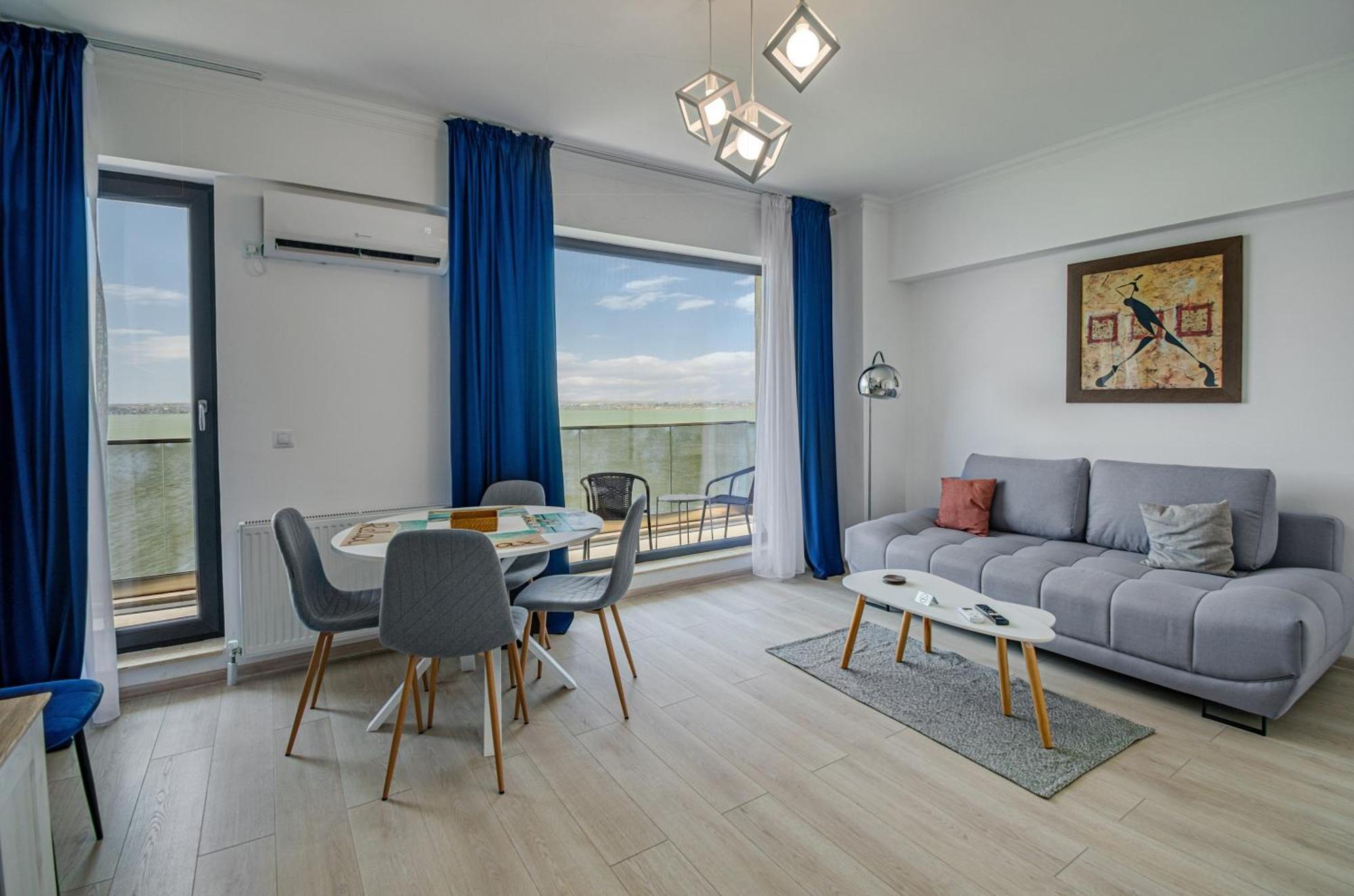 Azure Sea Apartments - Bychoice Mamaia Exteriör bild